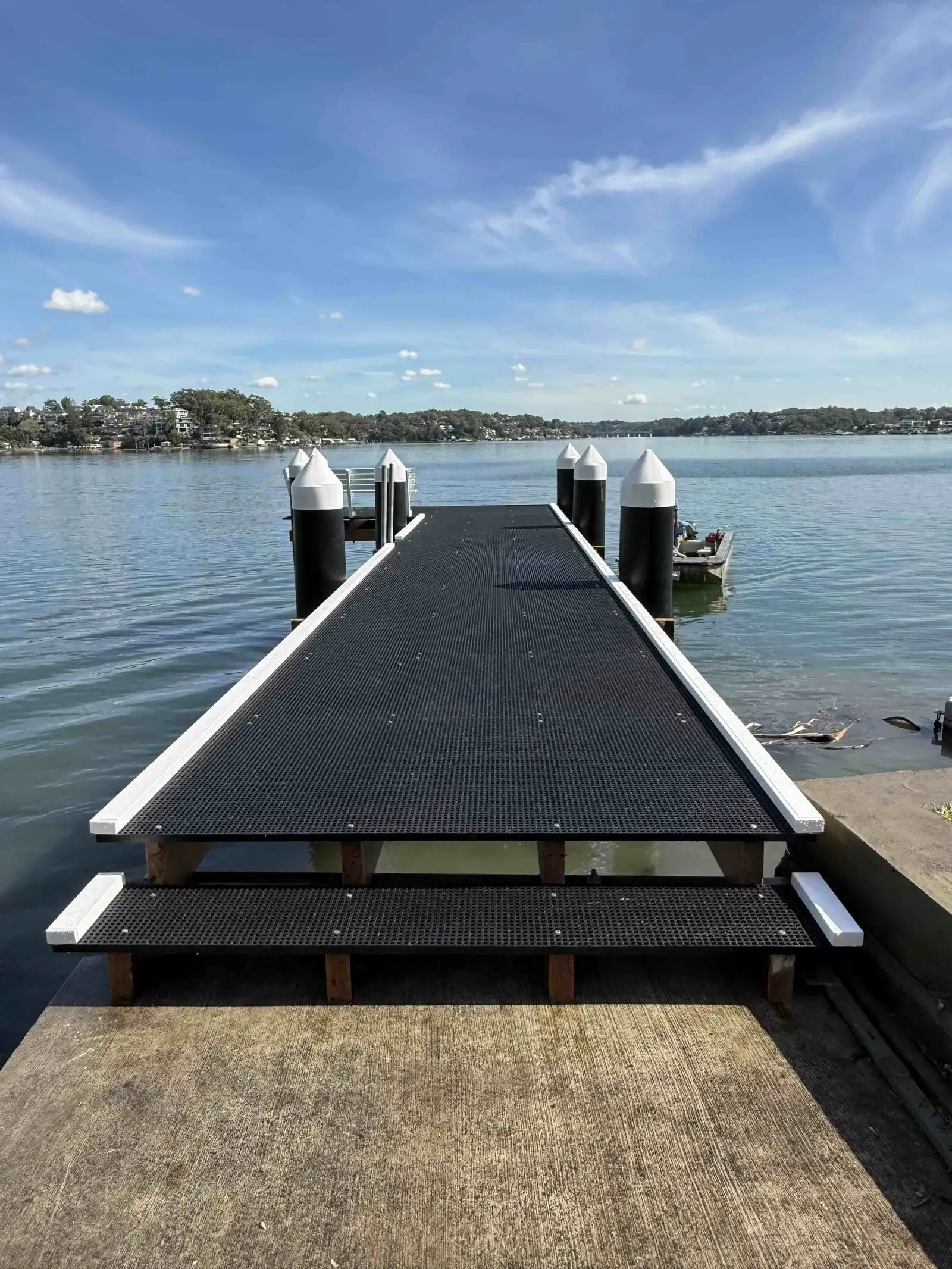 FRP open-mesh jetty decking that lets sunlight reach the seagrass below